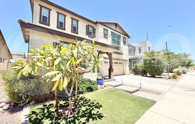 262 E LANTANA DR