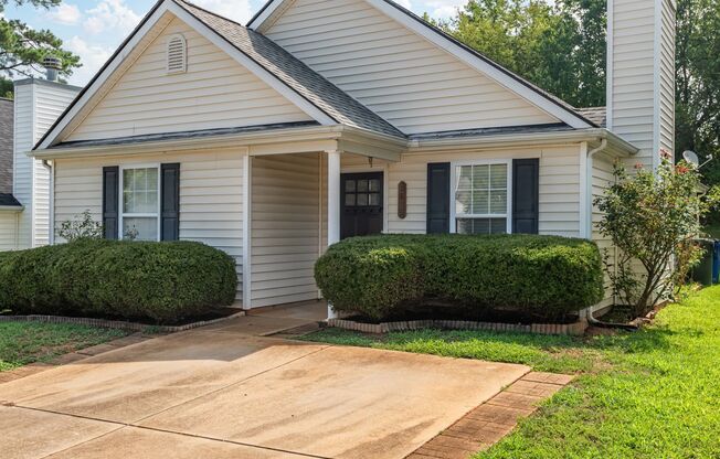 3 Bedroom Ranch-style Home!