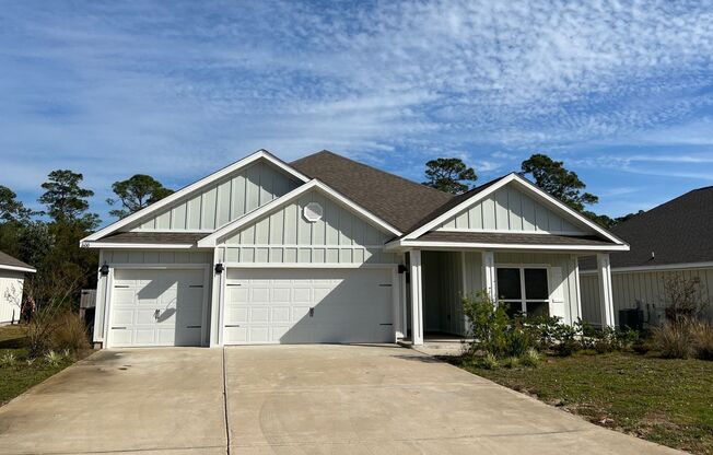 Gulf Breeze - 4 Bedroom, 3 Bathroom