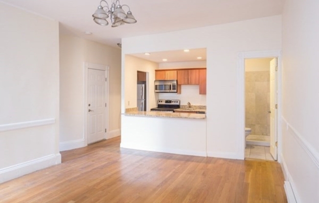 154 NEWBURY ST