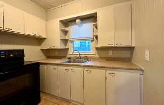 2 beds, 1 bath, $750