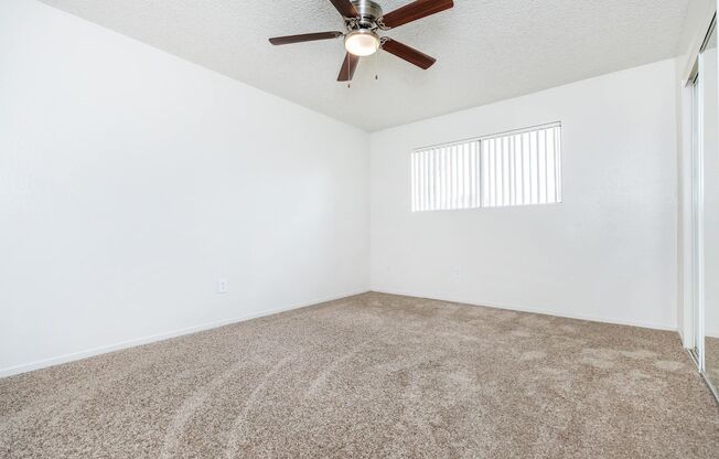 2 beds, 2 baths, 900 sqft, $1,395, Unit 40-126