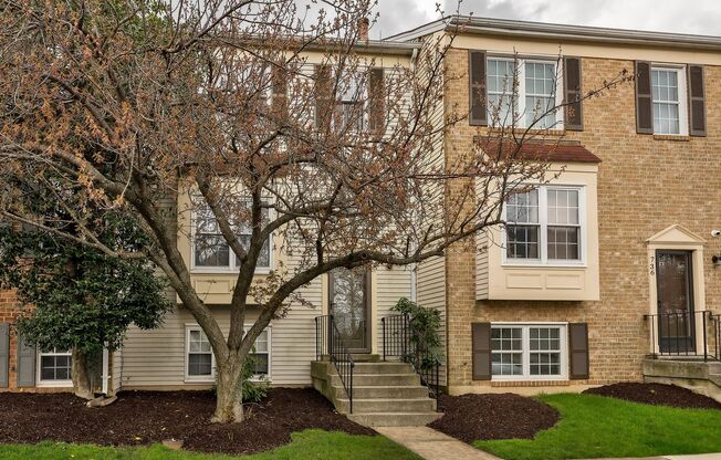 Great 4BR 3.5 Bath Rowhome in Rockville!