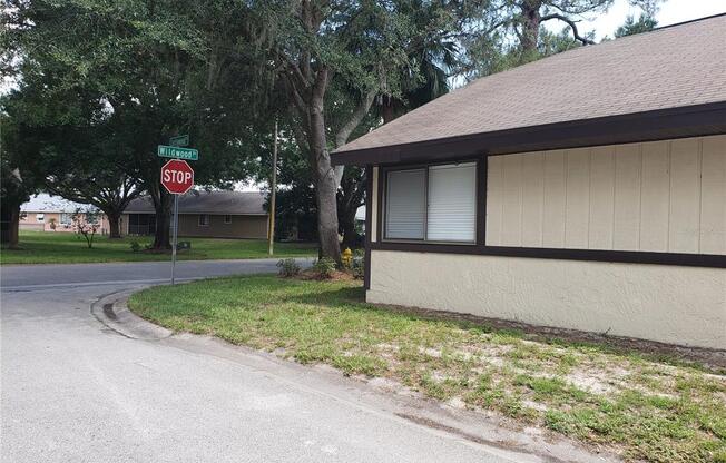 709 CASTLEWOOD DR