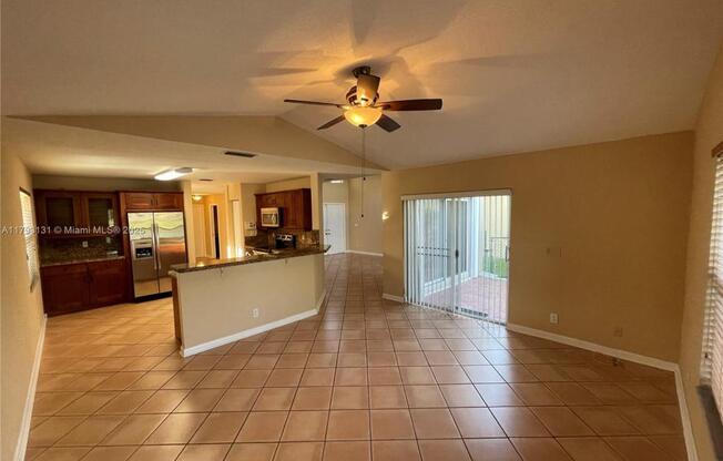 17768 SW 28 CT