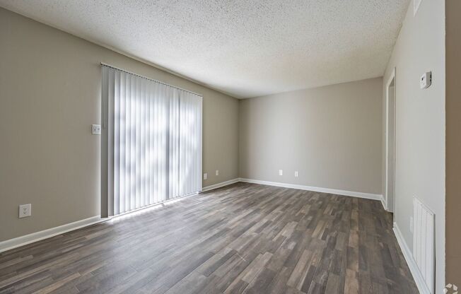 3 beds, 1.5 baths, 1,300 sqft, $1,439, Unit 120H