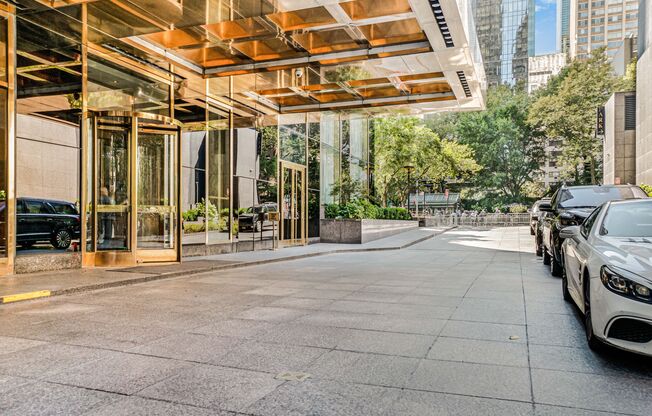 2 beds, 2.5 baths, 1,600 sqft, $9,500, Unit 5D