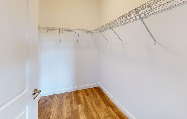 2 beds, 2 baths, 1,042 sqft, $2,795, Unit 1402