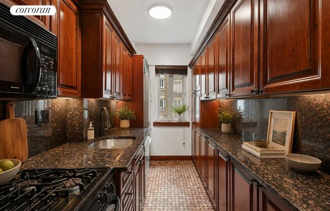 2 beds, 2 baths, 1,400 sqft, $8,500, Unit 6DE