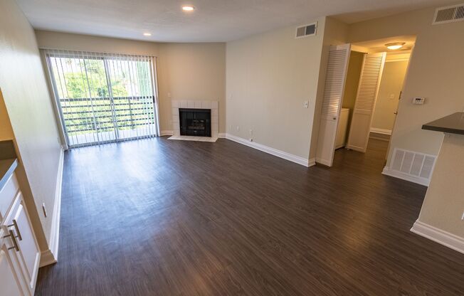 2 beds, 2 baths, 1,220 sqft, $2,948, Unit 305