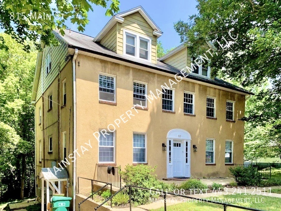 815 MAIN ST