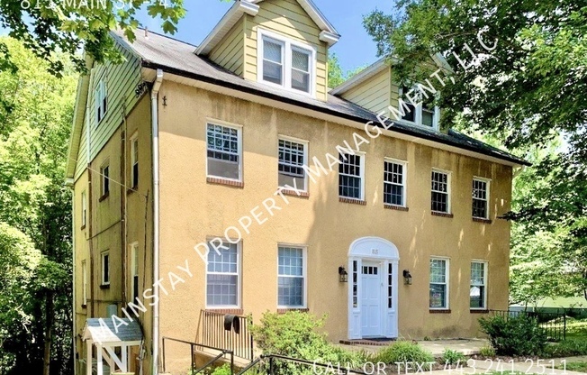 815 MAIN ST