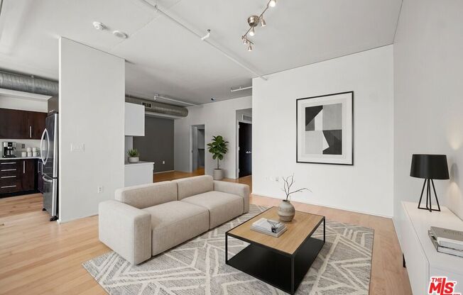 1 bed, 1 bath, 1,030 sqft, $3,200, Unit 1410