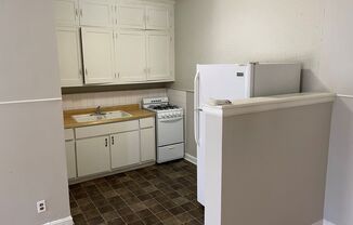 1 bed, 1 bath, $850, Unit 25