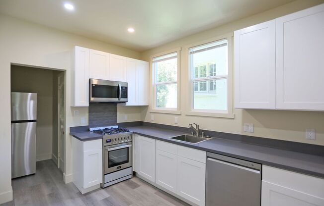2011 Sacramento St