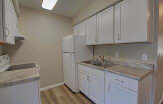 1 bed, 1 bath, 560 sqft, $725, Unit Apt 3