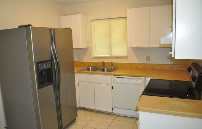 2 Bedroom 2 Bath Home in the Woodlands of Palm Coast