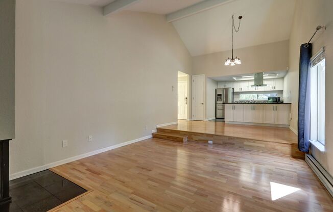 Amazing Bridle Trails 3BR 1.75BA Townhome Fully Updated and Available Now!