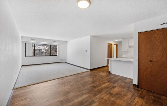 2 beds, 1 bath, 920 sqft, $1,425, Unit 1531-203
