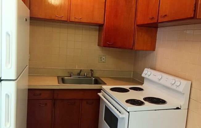 1 bed, 1 bath, $675, Unit 9774 Greenbush