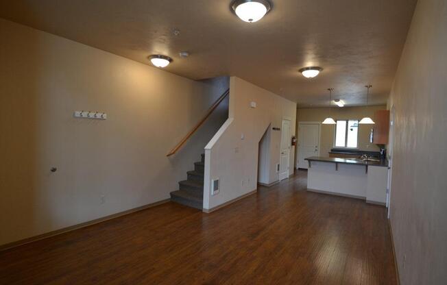 4 beds, 2.5 baths, 1,544 sqft, $3,880, Unit 06