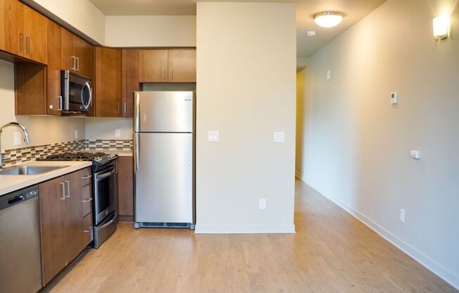 1 bed, 1 bath, $1,395, Unit 205