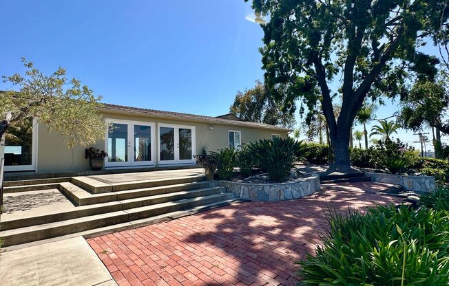 House On Top of the Hill with Gorgeous 360 Views, Tons of Square Footage and Pool w/Large Sundeck
