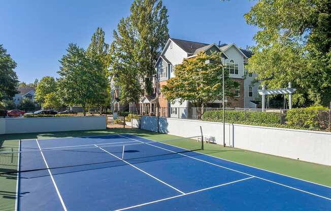 Lighted tennis court - Evergreen Lenox Park