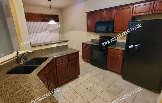 3 beds, 2.5 baths, $1,895