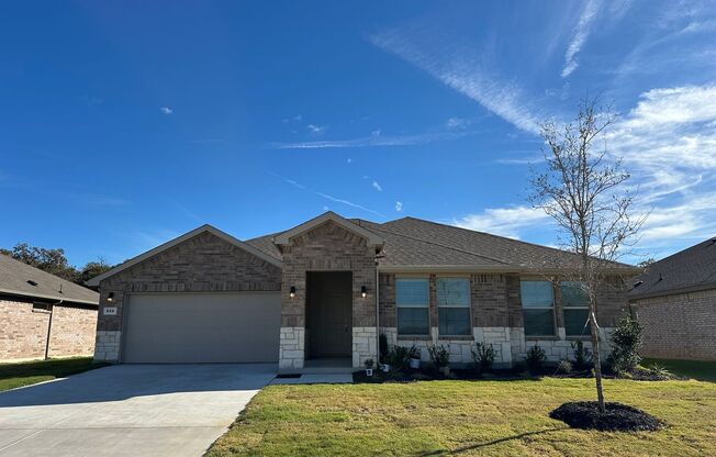 New Construction 4 bedroom Home in Joshua ISD