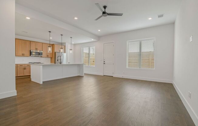 Brand new 4/4.5 Townhome