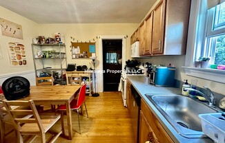 39 41 WHITFIELD RD