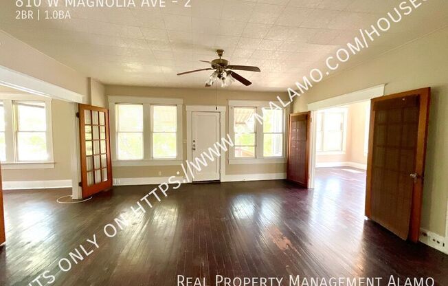 810 W MAGNOLIA AVE
