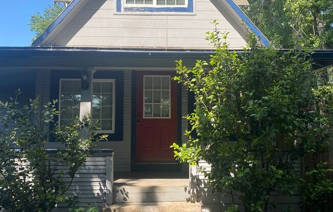 Recently updated - 4 Bedroom, 1 bath home on Chambers Street!
