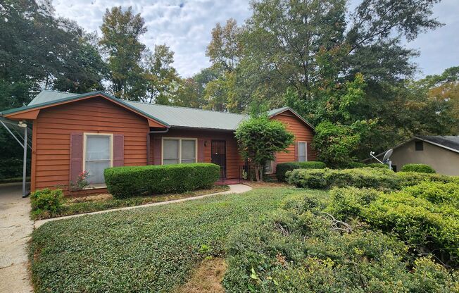 Introducing a spacious 4-bedroom, 2-bathroom house located in Columbus, GA.