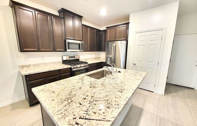 3 beds, 2.5 baths, $1,950