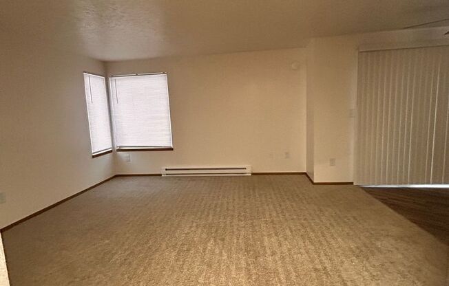 1 bed, 1 bath, 660 sqft, $1,250, Unit H - 031