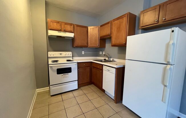 1 bed, 1 bath, $895, Unit 408