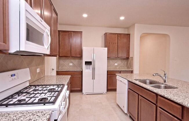 3 beds, 2 baths, $2,050