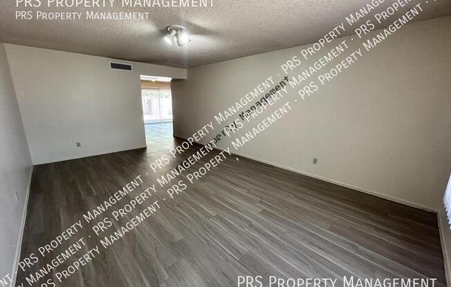 5309 S RIV DR