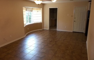 3 beds, 2 baths, $1,750