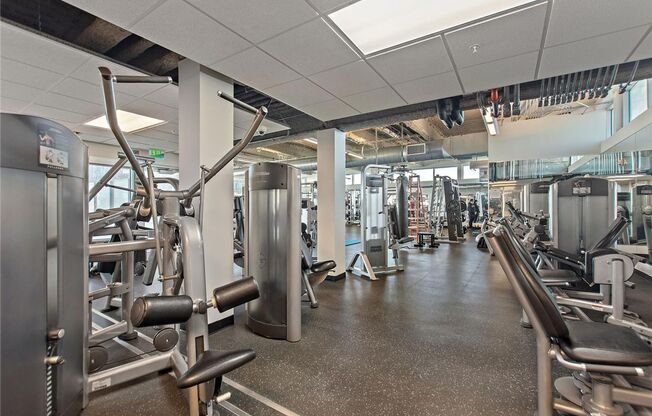 1 bed, 1.5 baths, $2,300, Unit # 1421