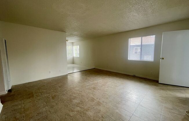 Specious 2 Bedrooms 1 Bathroom with Parking!