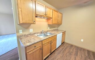 1 bed, 1 bath, 775 sqft, $950, Unit 108