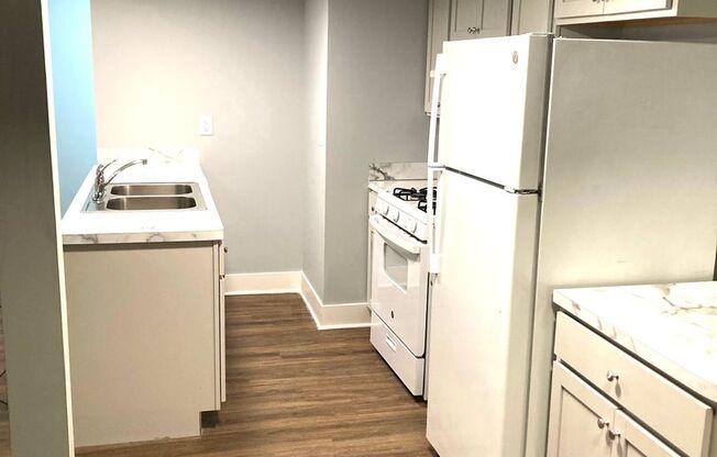 1 bed and 1 bath Recently Renovated