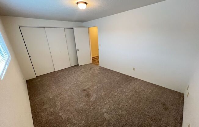 2 beds, 1.5 baths, 1,200 sqft, $1,895, Unit 7