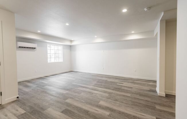 Studio, 1 bath, 575 sqft, $1,948, Unit 117