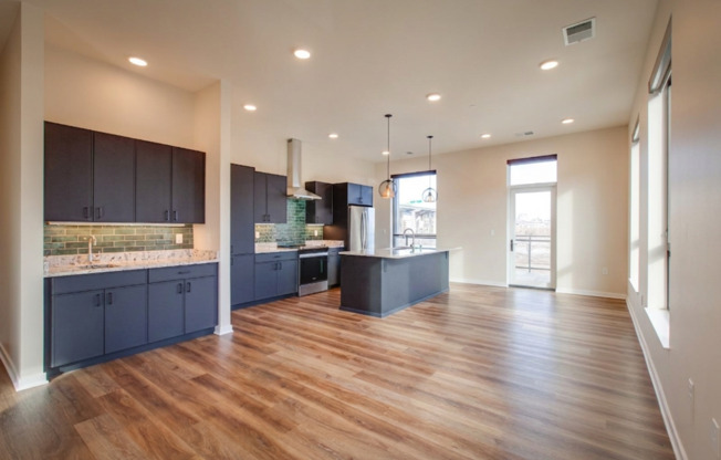 2 beds, 2 baths, 1,200 sqft, $3,650, Unit 502