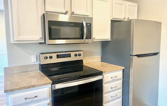 Spacious City Living at Linwood Towers – Unique and Convenient 2 Bed / 1 Bath