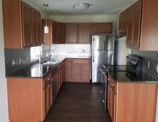 2 beds, 1 bath, 1,083 sqft, $1,500